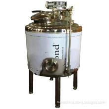 Steam heating jacketed mixing tank